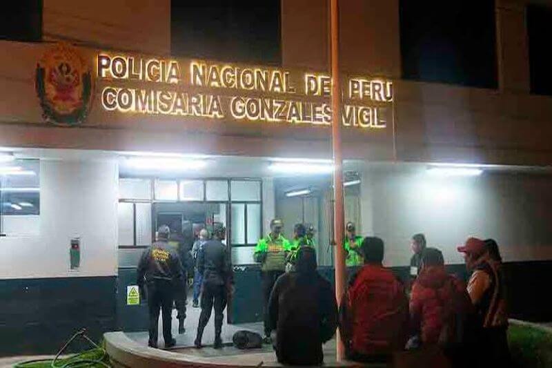 Intervenido puso resistencia y fue trasladado a la comsiría González Vigil.