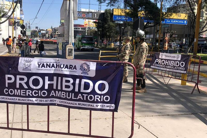 Yanahuara retira a comerciantes informales para evitar aglomeraciones.