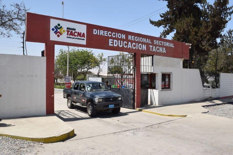 Sindicato presentó oficio a gobernador Juan Tonconi.