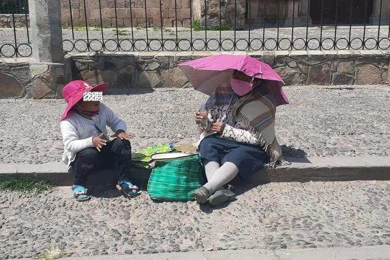 Madre e hija siempre juntas.