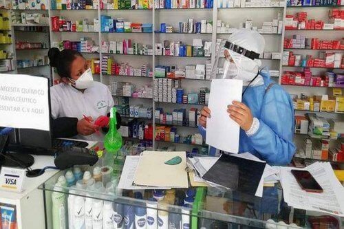 Farmacias se aprovechan de la situación.