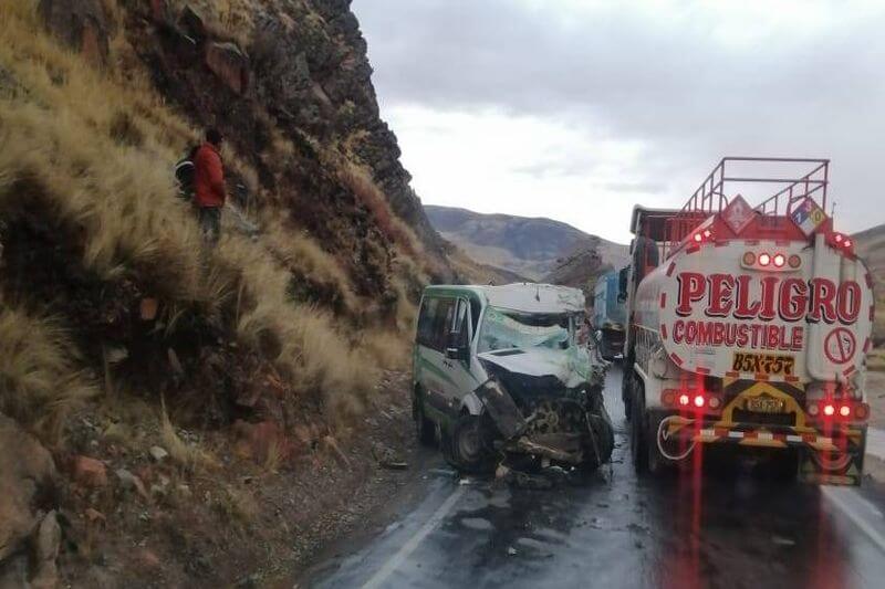 El choque fue por excesiva velocidad en medio de la lluvia.