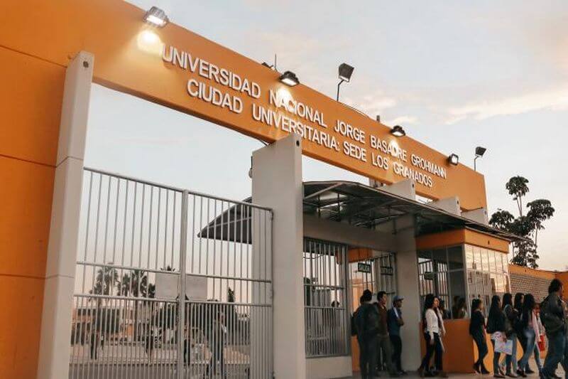 Medida busca incentivar en los estudiantes su interés por la investigación científica.