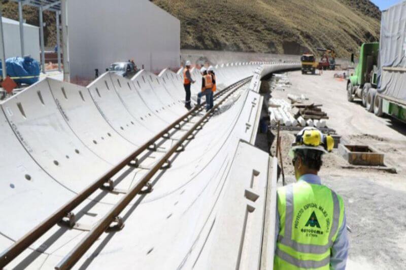 Ambos niveles de gobierno no llegan a un consenso para reactivar obra.