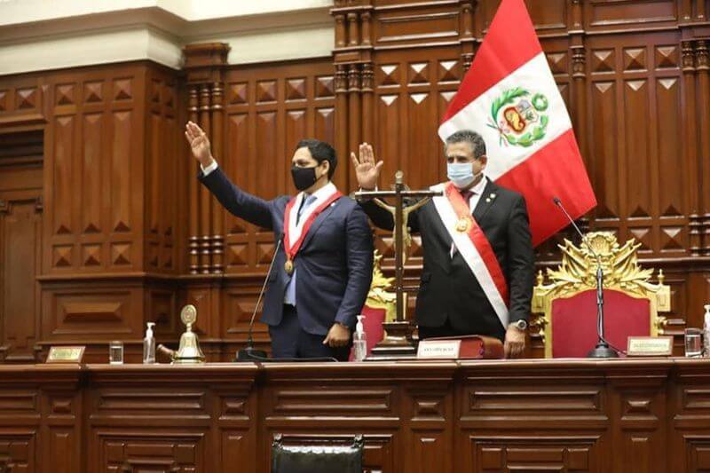 Todos los parlamentarios por Arequipa, excepto Núñez, votaron a favor de vacancia.