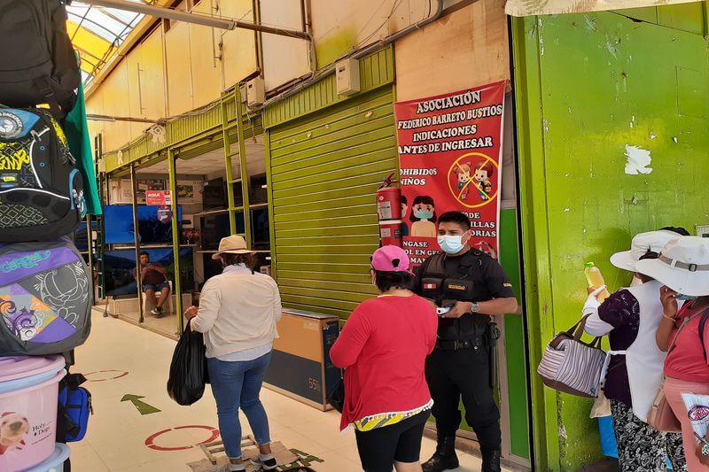 Volverán a vigilar medidas sanitarias en centros comerciales.