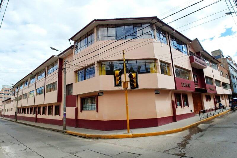 Escuela de las "Kistuñitas" debe servir de ejemplo.