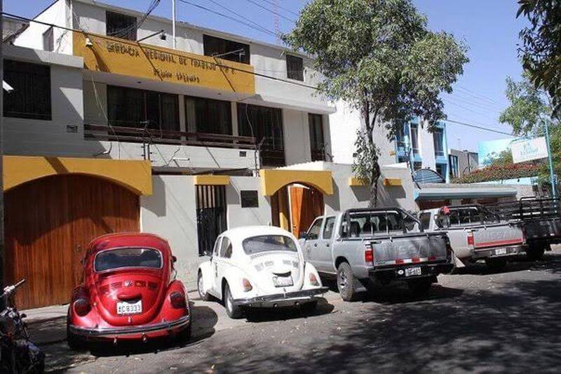 Obreros protestaron en frontis de la Gerencia Regional de Trabajo.