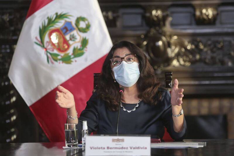 Premier Violeta Bermúdez dio una conferencia de prensa.