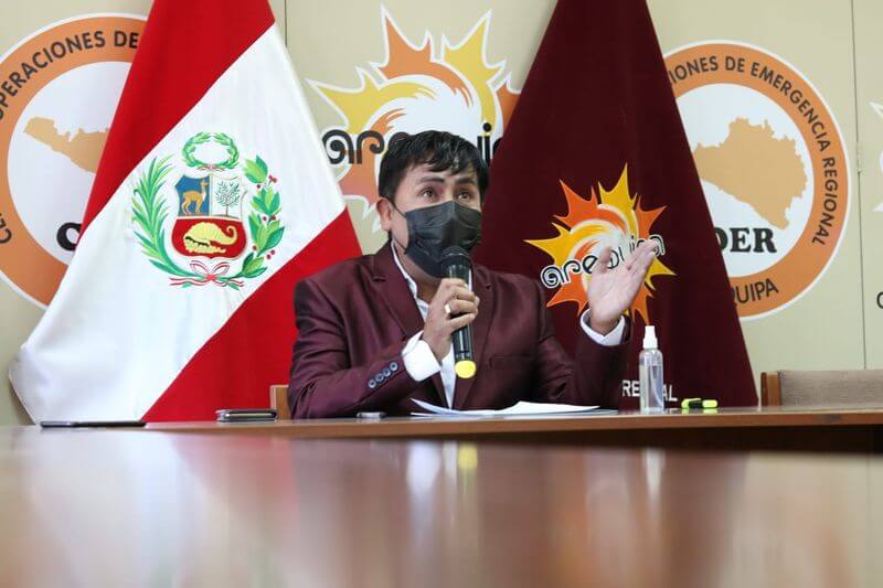 Élmer Cáceres representará a gobernadores para hablar sobre vacuna Sputnik V.