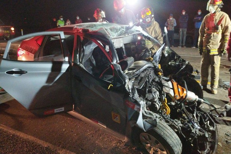 Conductor Fallece En Choque De Auto Y Tráiler – Diario Sin Fronteras ...