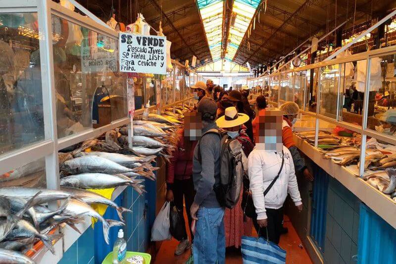 Sección de ventas de pescados del Mercado Unión.