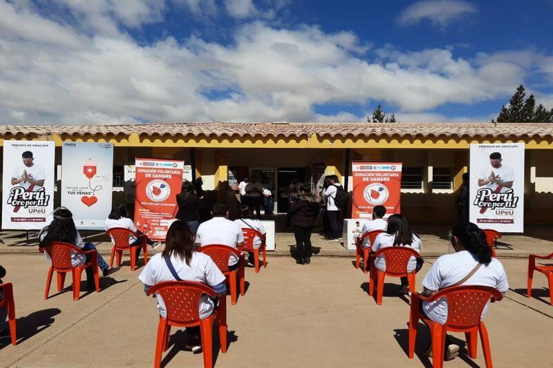 Voluntarios se sumaron a campaña.