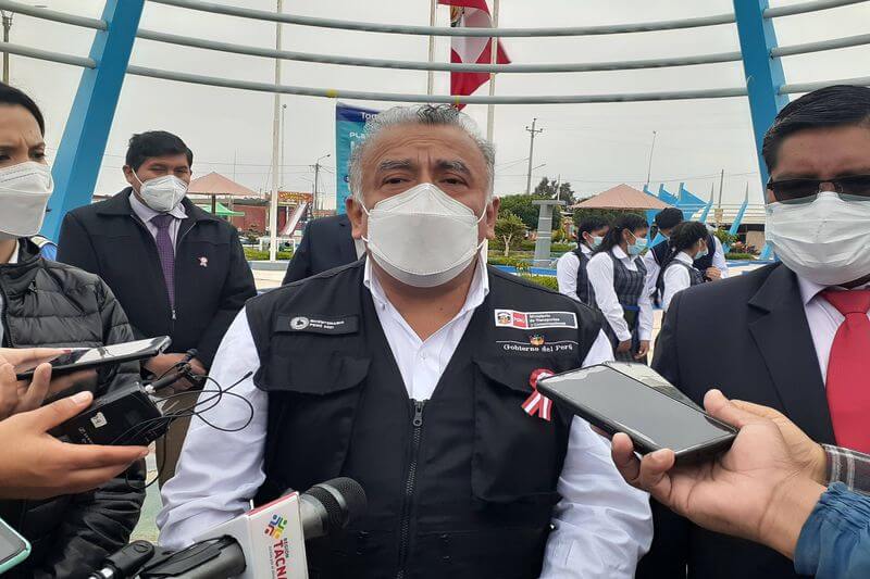 Ministro Eduardo González Chávez realizó ayer visita de trabajo en Tacna.