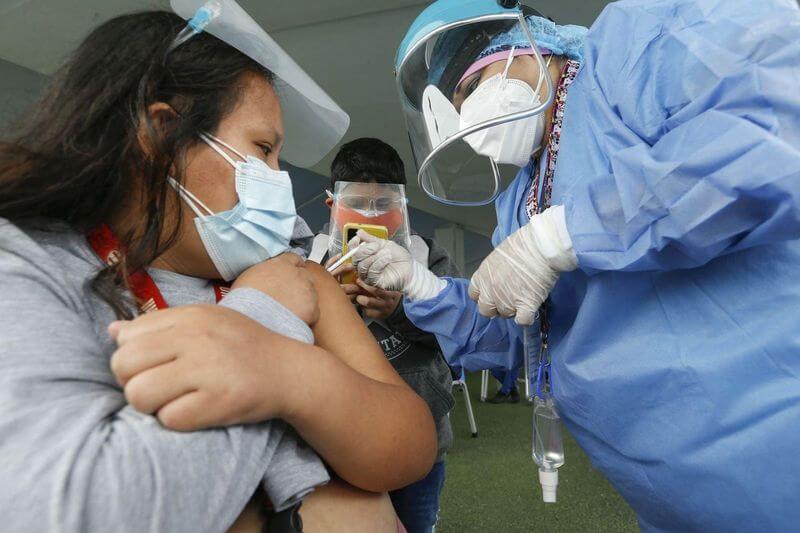 Ciudadanos deberán asistir con protector facial y doble mascarilla.