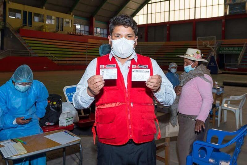 Hoy continúa la vacunación a mayores de 35 años.