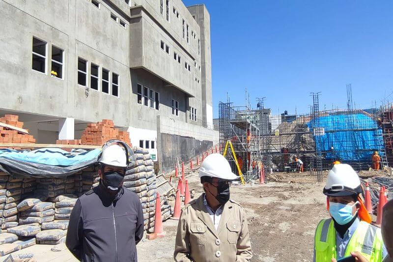 Construcción del hospital se realiza en una área de 21 mil metros cuadrados.