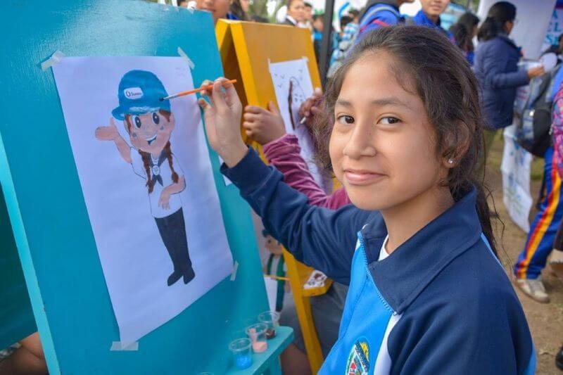 Más de 200 escolares Moqueguanos participan en concurso sobre valoración del agua potable promovido por SUNASS