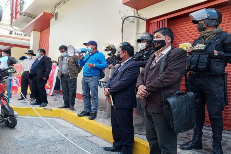 Protestaron en los exteriores del GR de Puno.