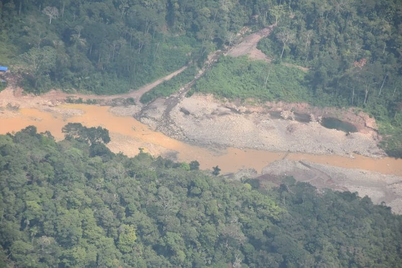 La minería ilegal está matando la selva puneña.