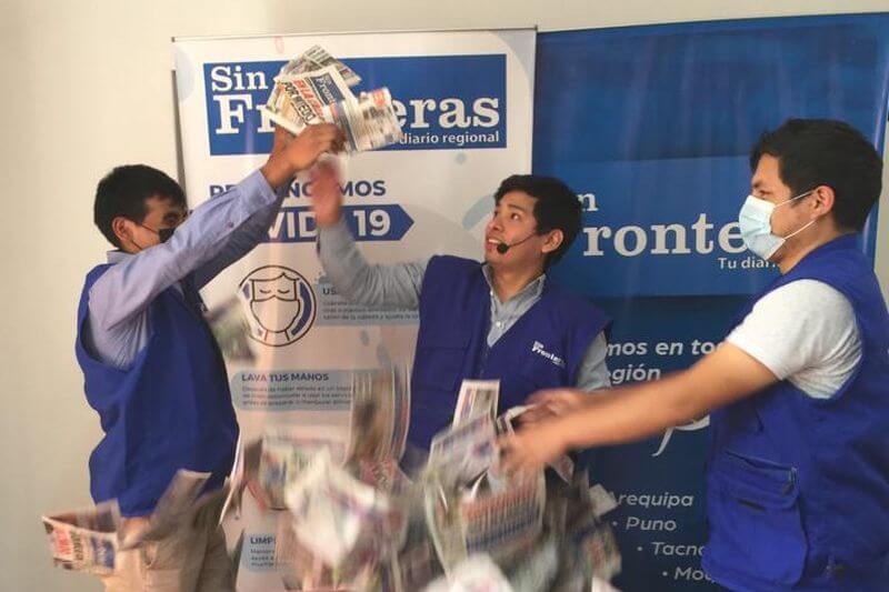 Sorteo se realizó en las nuevas oficinas del Diario Sin Fronteras, en Umacollo.