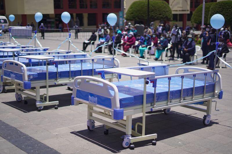 Entrega se hizo en la plaza de la ciudad de Puno.