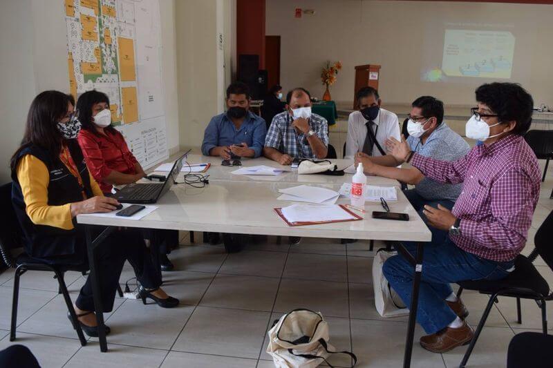 Instalaron mesa de trabajo para retorno seguro de escolares a las aulas.