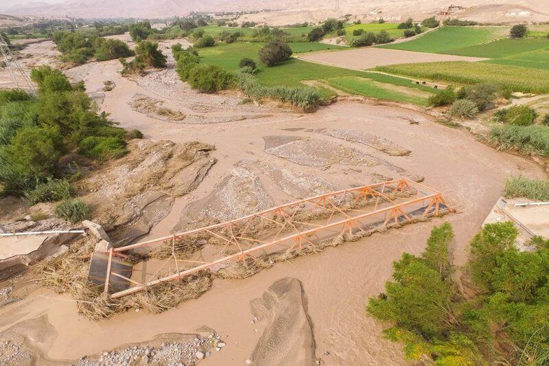 Agricultores piden puente para sacar su producción a los mercados.