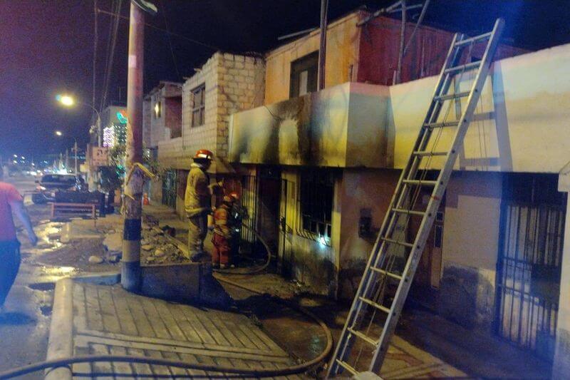 Incendios se produjeron en el distrito Alto de la Alianza y el cercado de Tacna.