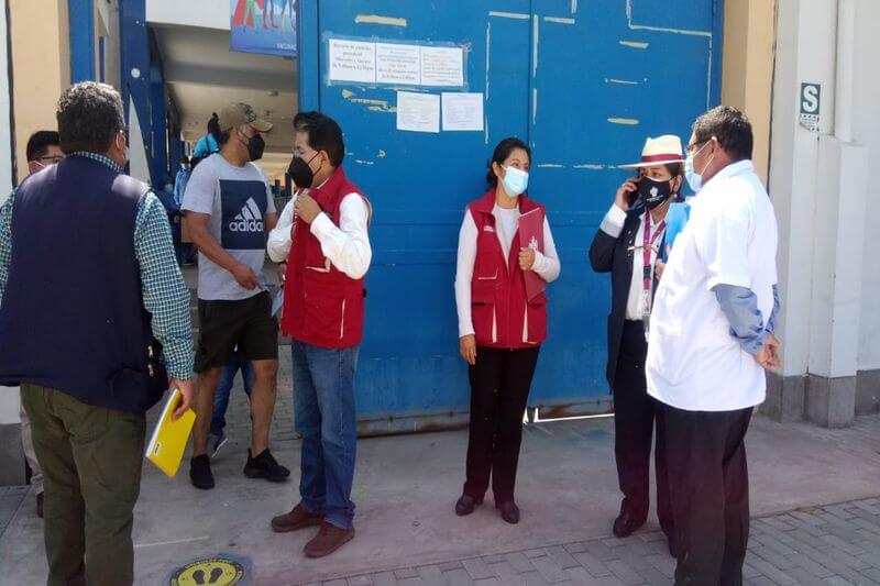 Auditorio de colegio se convertirá en comedor para las estudiantes.