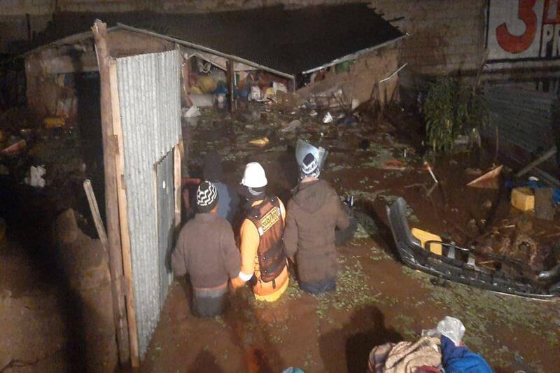 Inundación afectó a los vecinos de Jayllihuaya.