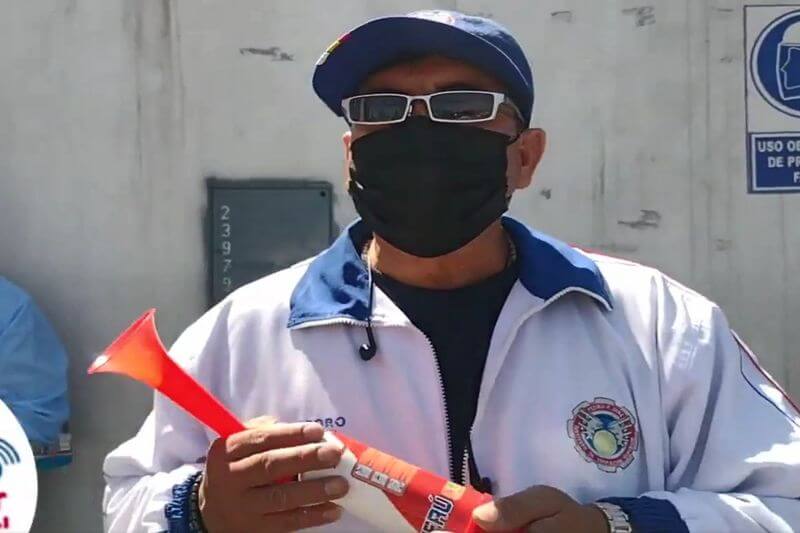 Trabajadores protestaron en la avenida Kennedy para se atendidos.