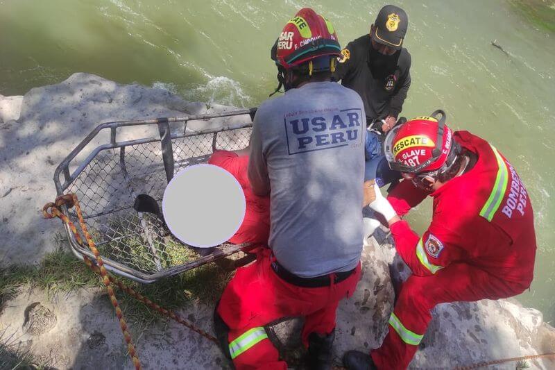 Hijo de la víctima estaba siendo arrastrado por la corriente del río Chili.