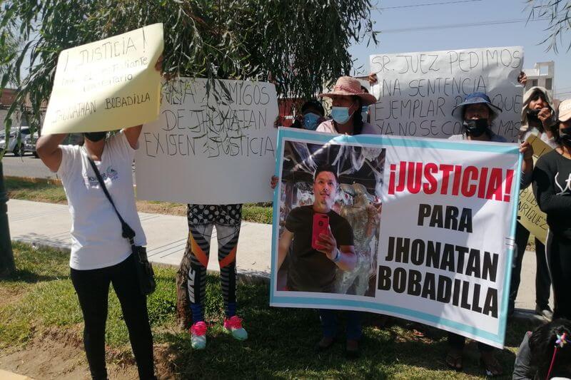 Familia de Jhonatan Bobadilla pide que acusado reciba condena drástica.