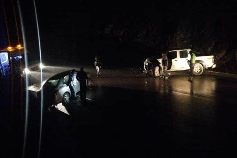 Policías y serenos llegaron al lugar del accidente.