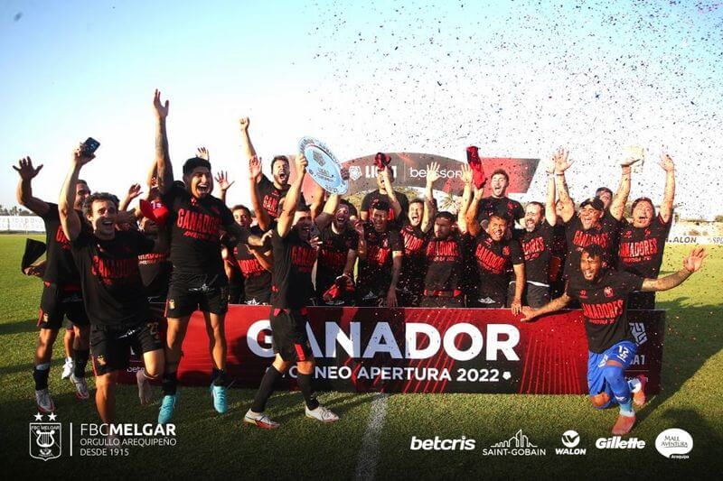 FBC Melgar empató 0-0 en Sullana y ganó el Apertura de la Liga 1. Además logró clasificar a la Libertadores del 2023. Ahora jugará el miércoles ante Deportivo Cali por la Sudamericana.