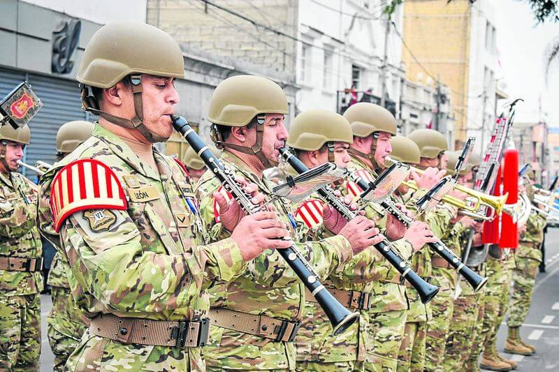 Banda de música del Ejército de Chile saludó al Perú con la interpretación de tres canciones.