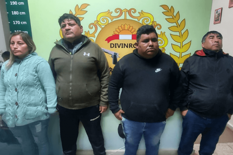 Integrantes de presunta banda permanecen en las instalaciones del Depincri.