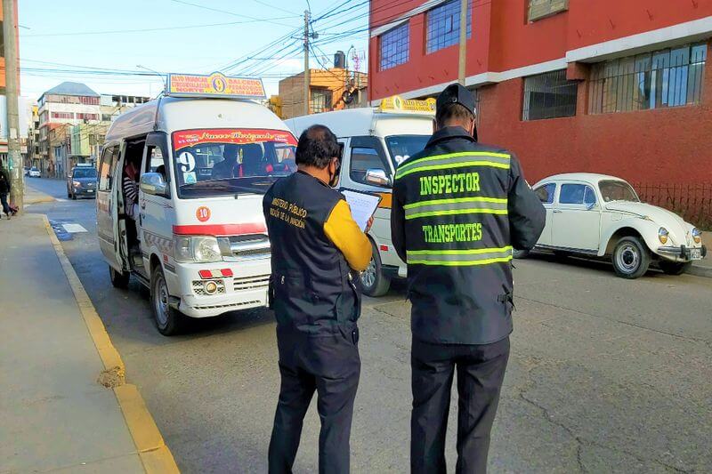 La Contraloría General de la República señaló, a través del informe de orientación de oficio N°020-2022-OCI/0463-SOO que la Municipalidad de Puno contravino las normas nacionales al emitir una ordenanza para exonerar parcialmente deudas por multas de tránsito y con ello afectó la recaudación adecuada de esas amonestaciones.