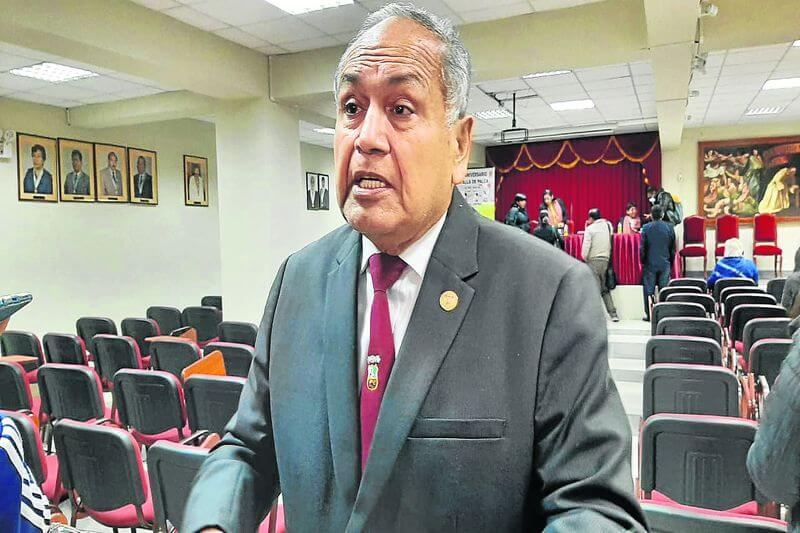 Carlos Romero Bartesaghi, presidente de la Sociedad de Artesanos de Tacna.