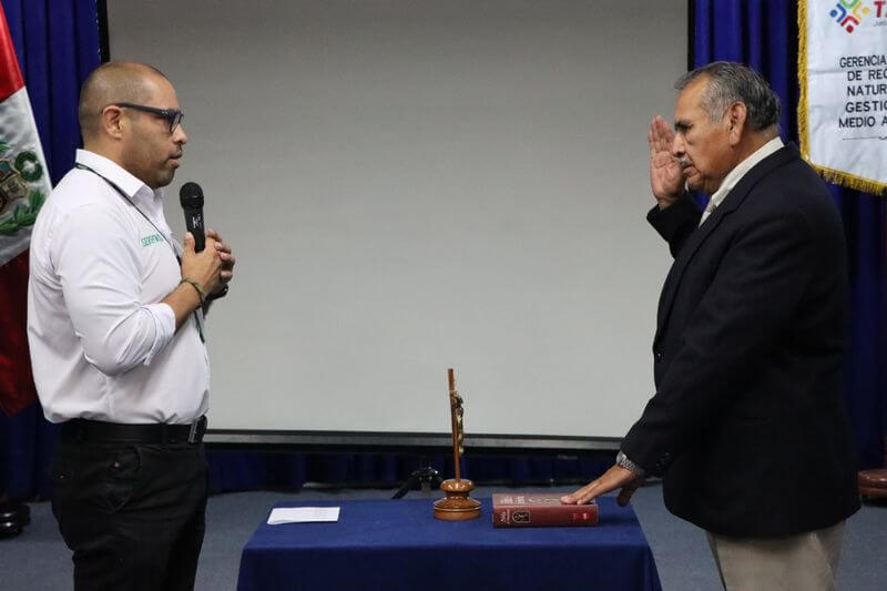 Decano de Facultad de Ingeniería de UPT, Noribal Zegarra, juró como presidente del CAR.