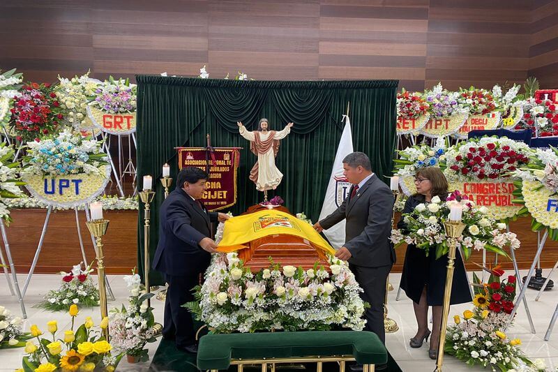 Comuna provincial rindió homenaje a historiador en nombre de Tacna.