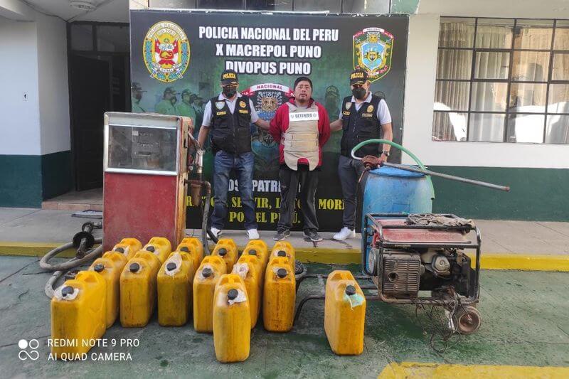 Hallaron hasta una máquina surtidora de combustible y un motor en el local.