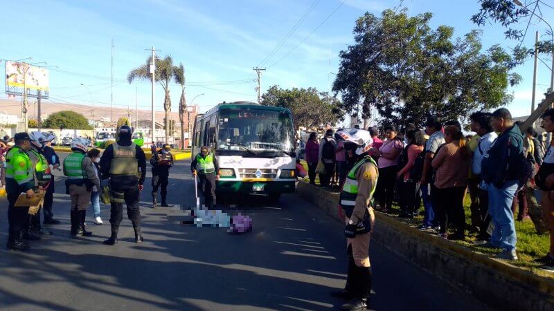 Victima fue arrollada por vehículo en la avenida Hipólito Unanue.