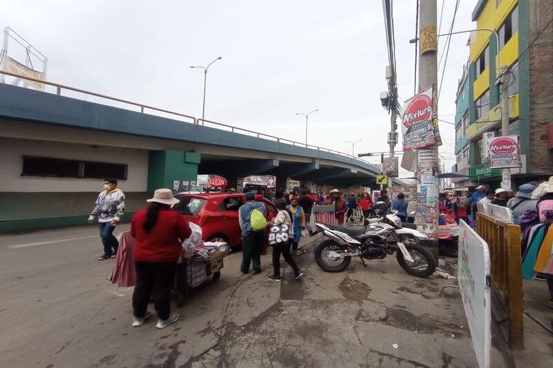 Habría un incremento de ambulantes por celebraciones de Navidad y Año Nuevo.