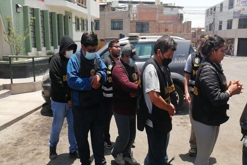 Doce detenidos fueron trasladados a la comisaría de Ciudad Nueva.