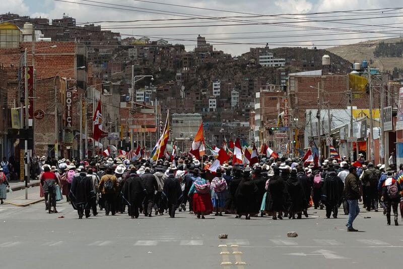 La marcha se desarrollaba pacíficamente pero en la tarde hubo enfrentamientos.