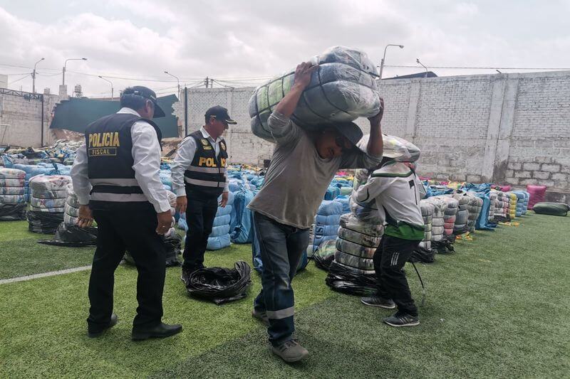 Tráiler iba ser trasladado a la ciudad de Lima, donde se vendería la mercadería.