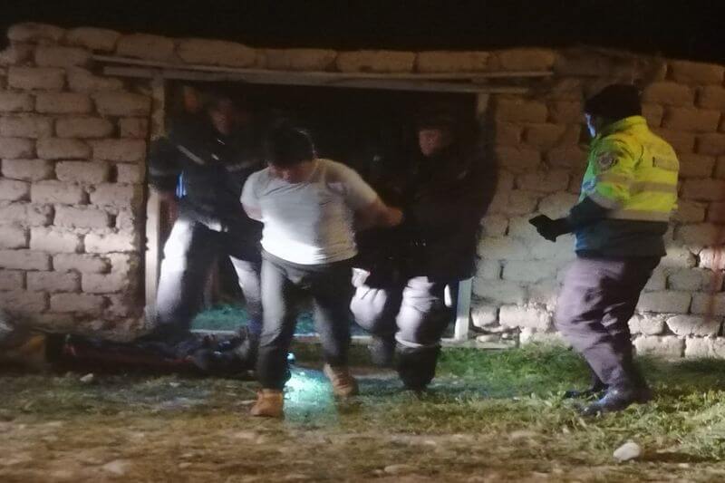 Policías de Macusani logran capturar al asesino.