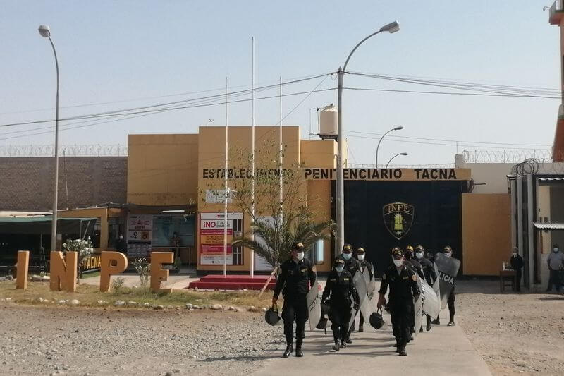 Agente policial y mujer permanecen en penal de Pocollay.